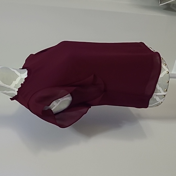 NWT Dynamite Maroon Ruffle Top - Picture 3 of 6